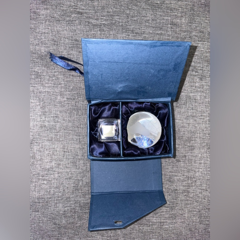 Crystal Glass Globe Earth and Cube Stand Set with Original Blue Box